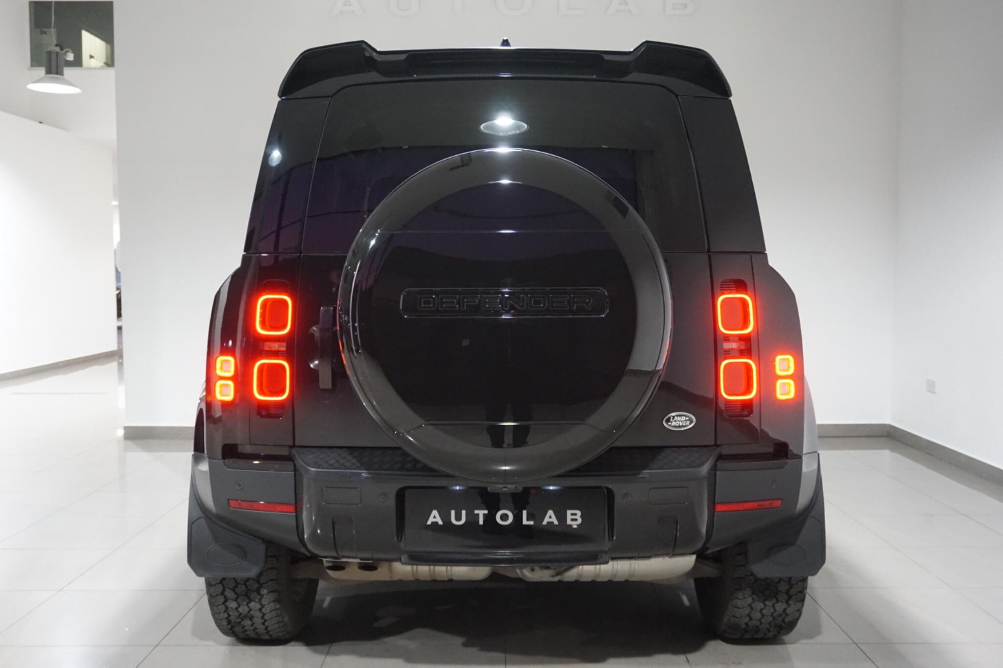 Land Rover Defender 110 3.0 D250 MHEV HSE Hard Top SUV 5dr Diesel Auto 4WD MWB Euro 6 (s/s) (250 ps)